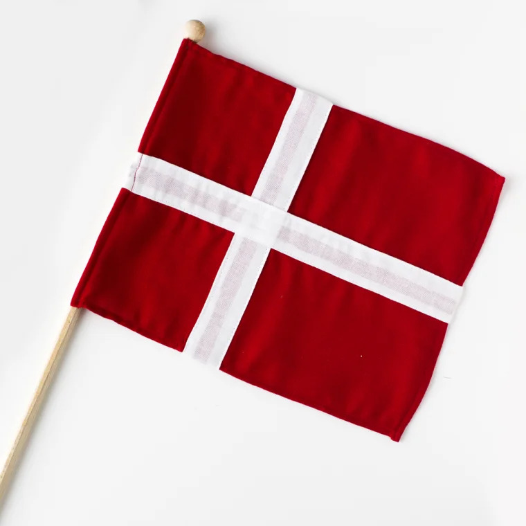 Fødselsdagsflag på pind - hurra-flag