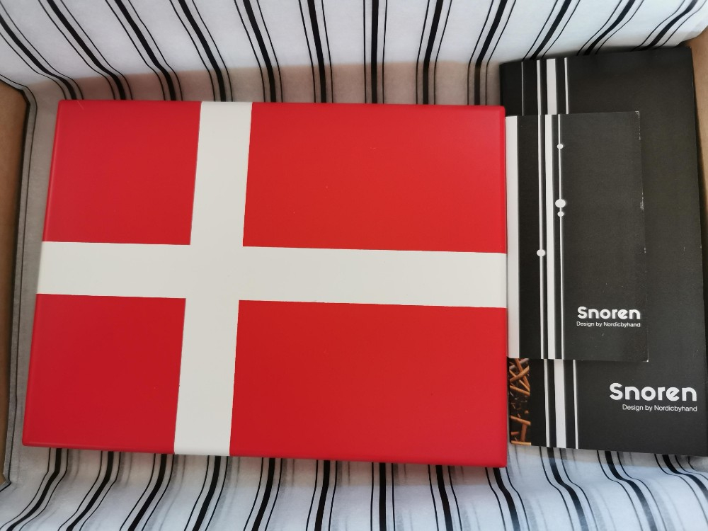 Dansk træflag til "Snoren"